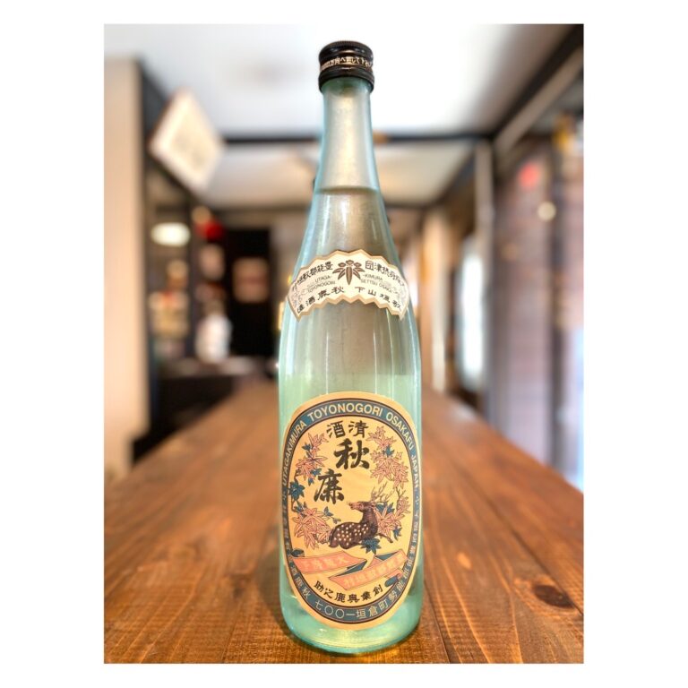 月の中　オールドラベル　1800ml 2本セット 楽天市場】月の中 芋 オールドラベル 35度 1800ml : 酒のさとう